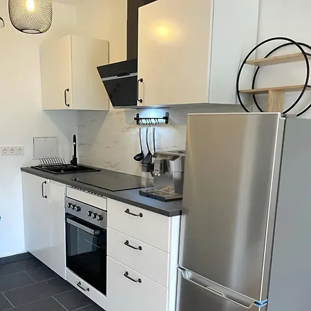 Premium Studio Grafenberg Apartment